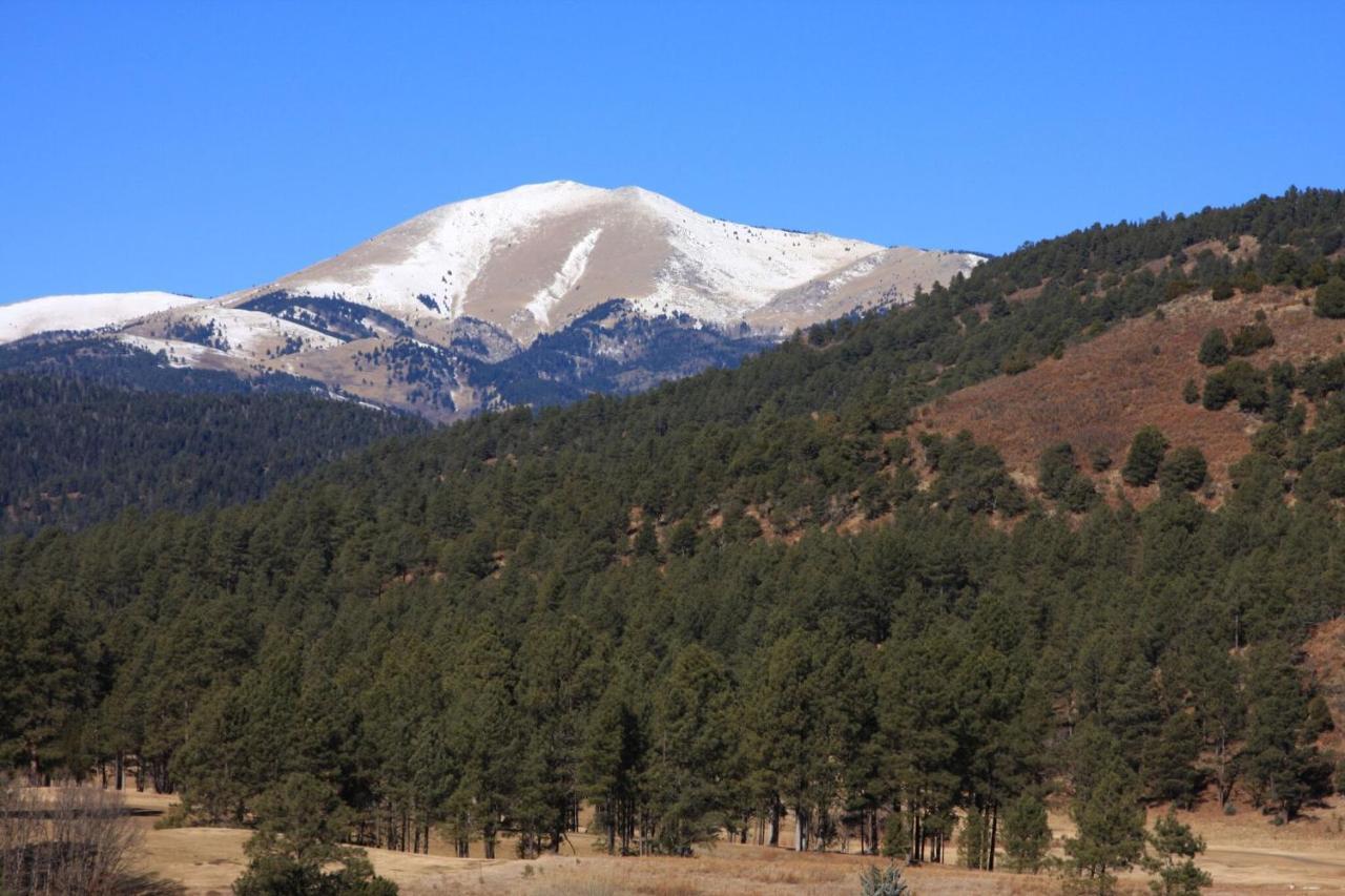 Apache Village 3, Queen Bed, Midtown, Sleeps 2 Ruidoso Exterior photo