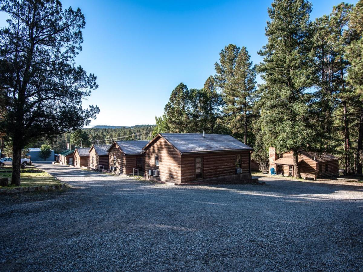 Apache Village 3, Queen Bed, Midtown, Sleeps 2 Ruidoso Exterior photo