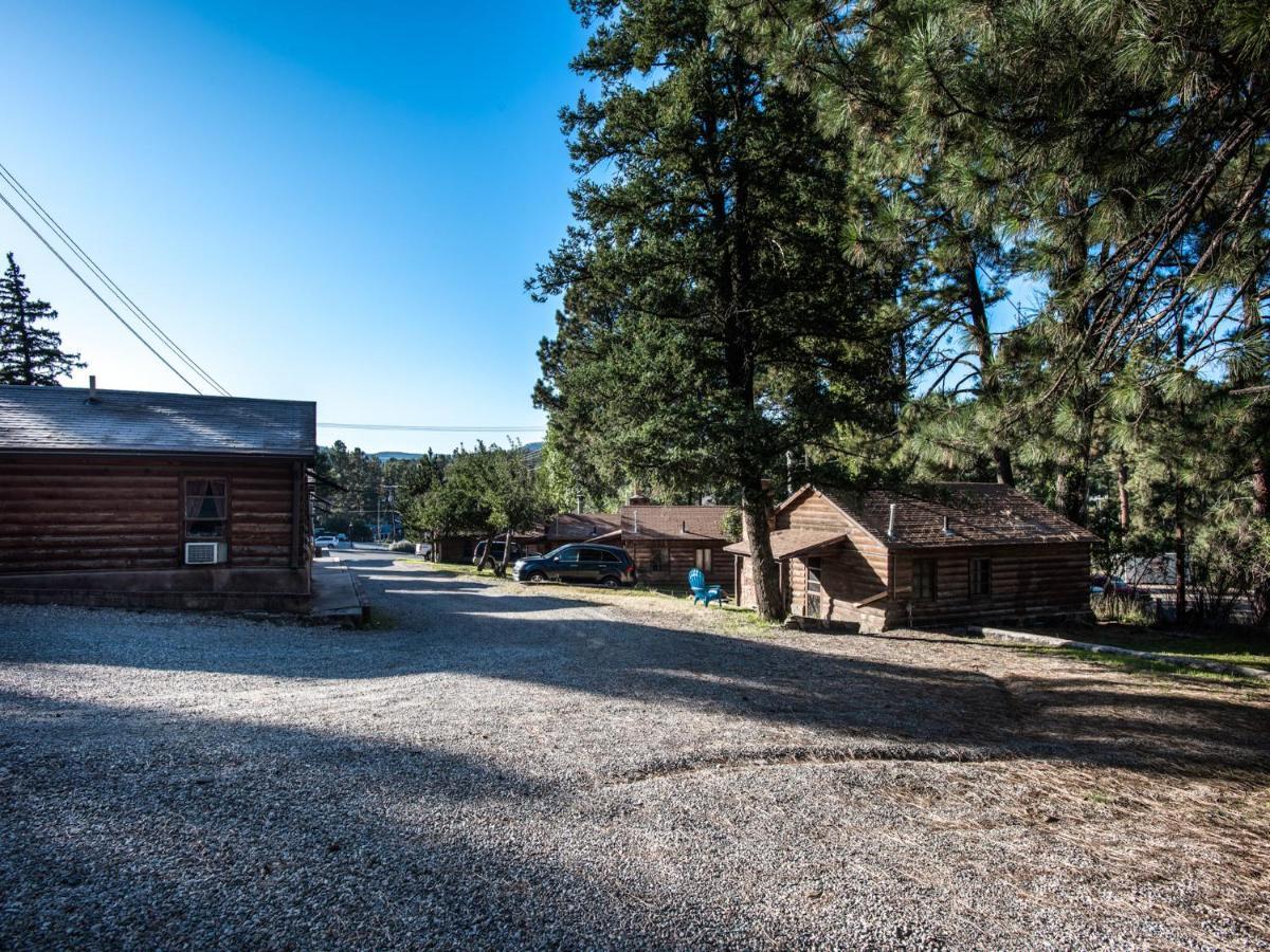 Apache Village 3, Queen Bed, Midtown, Sleeps 2 Ruidoso Exterior photo