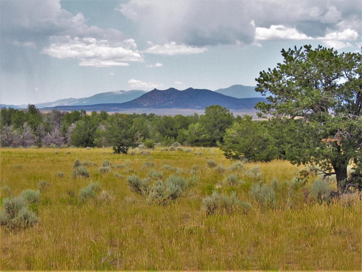 Apache Village 3, Queen Bed, Midtown, Sleeps 2 Ruidoso Exterior photo